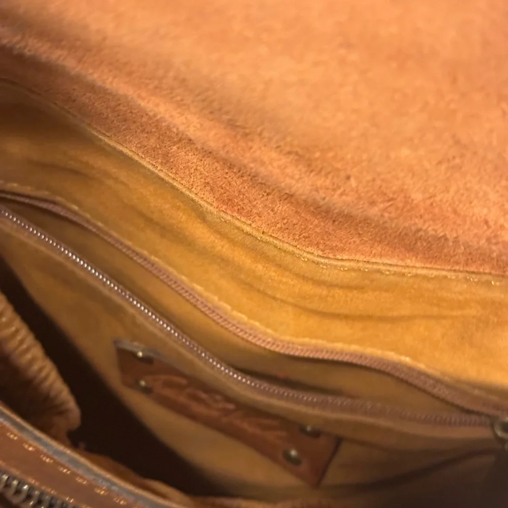 Patricia Nash Tan Leather Crossbody Bag with Floral Design - Picture 3 of 16